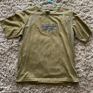 Mens Harley tee size medium.